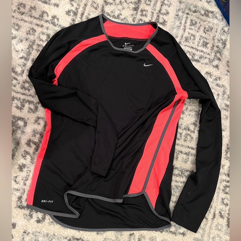 Nike Dri-Fit Long sleeve Running Shirt - Picture 1 of 1